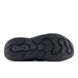 Championes New Balance modelo Kahia (MKAIRCB1), color negro, diseñados para running. Presentan una capellada de malla transpirable, logo 'N' reflectante y entresuela con tecnología Fresh Foam.