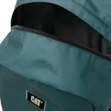 Mochila unisex color verde pino con logo de CAT en el frente. Cuenta con un compartimento principal con bolsillo acolchado para portátil, correas ajustables de malla para los hombros, asa de agarre, dos bolsillos laterales de malla y cincha frontal con elemento reflectante.