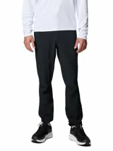 Pantalón de trekking Columbia modelo Triple Canyon P Ii Omni-Shade, color negro, de corte recto y diseño funcional para actividades al aire libre.