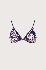 Top de bikini estilo triángulo con estampado abstracto en tonos azul marino, blanco y naranja. Presenta detalles de trenzado decorativo en los bordes y tirantes finos ajustables.