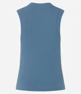 Blusa sin mangas color blanco, confeccionada en tejido de punto acanalado, con cuello redondo.