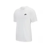 Remera de manga corta, cuello redondo y color blanco, con el logo de Nike bordado en el pecho izquierdo.