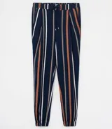 Pantalón de viscosa con rayas verticales en azul marino, blanco y naranja. Tiene bolsillos laterales, cintura elástica con cordón ajustable y tobillos ajustados con elástico.