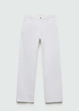 Pantalón de jean de corte recto y tiro medio, con cierre de cremallera y botón, trabillas para cinturón, bolsillos delanteros y traseros de parche.