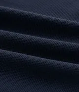 Sunga masculina tipo bóxer color negro, confeccionada en microfibra liviana de poliamida con acabado texturado.