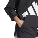 Canguro Adidas con capucha ajustable y cordones, de color negro con el logo de la marca estampado en blanco en el pecho. Presenta bolsillo frontal tipo canguro, mangas largas con puños elásticos y corte clásico.