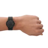 Reloj analógico Skagen modelo Signatur con caja redonda de acero inoxidable negro de 40 mm, esfera minimalista negra y correa de cuero negro.