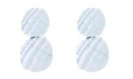 Par de caravanas colgantes de mujer, color blanco celeste pálido, compuestas por dos piezas ovaladas texturizadas con líneas diagonales.