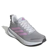 Championes de running Adidas modelo Runblaze, color gris con detalles en rosado. Presentan una parte superior de malla transpirable, entresuela con tecnología Cloudfoam para mayor amortiguación y suela de goma resistente.