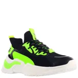Championes urbanos de diseño moderno con combinación de colores negro y verde neón. Presentan una estructura tipo media con cordones, suela robusta de goma blanca con diseño ondulado y detalles en contraste.