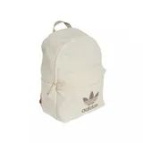 Mochila Adidas Adicolor color beige claro, con bolsillo frontal con cierre, asa de mano superior y el logo del trifolio con la inscripción "adidas" estampado en marrón en la parte inferior.