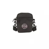 Bandolera negra Santa Cruz Independent BTG Summit, con bolsillo frontal con cierre y parche bordado de la marca. Cuenta con correa ajustable y desmontable.