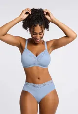 Panty brief color azul petróleo, de lycra con detalle de encaje en la cintura.