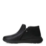 Botas cortas Freeway modelo Sensi, color negro, confeccionadas en cuero con cierre lateral y suela de goma tipo deportiva.
