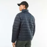 Campera puffer azul marino con cierre frontal y cuello alto.