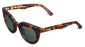 Lentes de sol Mr Boho modelo Hayes, con montura gruesa de acetato color carey y lentes verdes.