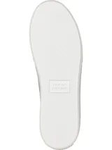 Zapatillas de corte bajo Tommy Hilfiger, confeccionadas en mezcla de poliéster reciclado color azul marino. Presentan cierre con cordones, monograma TH bordado en el lateral y suela de caucho vulcanizado en tono traslúcido a contraste.