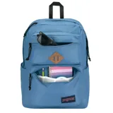 Mochila Jansport color celeste, modelo Double Elemental Blue, con dos compartimentos principales, dos bolsillos frontales con cierre y logo de la marca en la parte inferior.