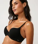 Soutien básico de microfibra color blanco, modelo Sustentación, con relleno y breteles regulables.