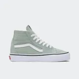 Championes de caña alta Vans SK8-Hi Tapered Stackform color verde claro, con detalles en blanco. Confeccionados en gamuza y lona, con plataforma blanca y suela waffle.