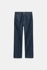 Jeans ZW Collection de tiro medio y corte bootcut, en color azul oscuro, con bolsillos, pespuntes a contraste y raya planchada al frente.