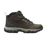 Botas de trekking Columbia modelo Newton Ridge Plus II, color marrón con detalles en negro y gris. Diseño impermeable con cordones, suela de goma con relieve para mayor tracción y refuerzos en el talón.