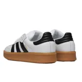 Championes Adidas Samba XLG de cuero blanco con detalles en negro y marrón.