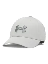 Gorra de béisbol Under Armour con panel frontal estructurado y visera precurvada. Presenta tejido texturizado transpirable, banda interior absorbente HeatGear y logotipo de la marca bordado en el frente.