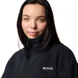 Campera de polar Columbia, modelo Sequoia Grove, en color negro. Presenta cuello alto, cierre frontal completo, bolsillos laterales con cierre y puños elásticos para mayor protección contra el frío.