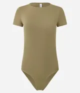 Body de cuello redondo y manga corta, confeccionado en tejido de poliamida con elastano. Presenta un diseño liso y ajustado al cuerpo con cierre en la entrepierna.