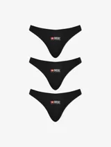 Pack de tres tangas negras de la marca Diesel, con corte clásico y minimalista, banda estrecha en la cadera y panel trasero recortado.