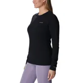 Remera de manga larga y cuello redondo, diseñada como primera capa térmica. Cuenta con tecnología reflectante Omni-Heat Infinity y tejido hidroabsorbente Omni-Wick, ofreciendo un ajuste elástico y propiedades neutralizadoras de olores.