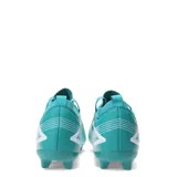 Championes de fútbol Umbro Vibe HG para hombre, diseñados para césped natural. Presentan una capellada sintética de alta resistencia en color negro con detalles degradados en gris y suela con tapones estratégicos para mayor tracción.