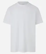 Remera basica masculina Marfinno de corte comfort, confeccionada en algodon peruano de color azul marino, con cuello redondo y mangas cortas de diseño liso.