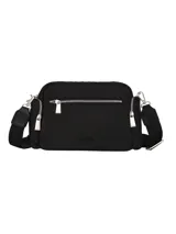 Bandolera color negro con múltiples bolsillos con cierre metálico, correa ajustable con diseño y logo de la marca.