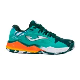 Championes de pádel Joma modelo Spin, diseñados para hombres. Presentan una combinación de colores verde turquesa, naranja y detalles en blanco y negro, con el logo de la marca en plateado en el lateral.