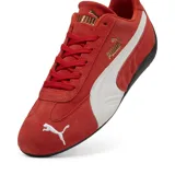 Championes Puma Speedcat OG, color rojo con detalles en blanco y negro.