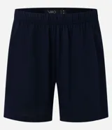 Conjunto de pijama corto azul marino con camisa de manga corta abotonada y short con cintura elástica. Presenta detalle de ribete contrastante en color blanco en el cuello, el frente de la camisa y el ruedo de las mangas.
