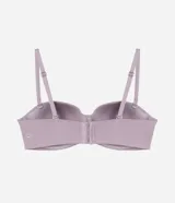 Soutien strapless color lila, con copas moldeadas y tirantes desmontables ajustables.