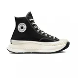 Championes Converse Chuck Taylor All Star de caña alta, color negro con suela chunky blanca y cordones blancos.