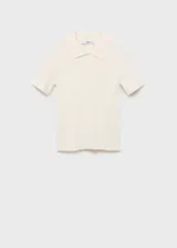 Jersey de punto fino color blanco crudo, con cuello polo, manga corta y diseño entallado con canalé.