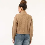 Sweater de punto con diseño de trenzas verticales, cuello alto y mangas largas con puños acanalados. Presenta un corte recto y holgado.