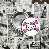 Pin metálico con diseño de Hello Kitty con moño rosa y huesos cruzados en lugar de bigotes.