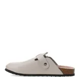 Zueco negro de mujer con suela de goma negra y plantilla de corcho. Presenta una tira ancha ajustable con hebilla metálica sobre el empeine.