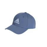 Gorra Adidas azul con logo bordado en blanco.