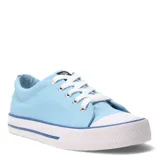 Championes urbanos Topper modelo Derby, confeccionados en lona color celeste con cordones blancos y suela de goma blanca con detalles en azul.