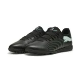 Championes de fútbol Puma Future 9 Play TT, color negro con detalles y logo en verde agua.