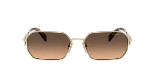 Lentes de sol Prada modelo A51, con armazón metálico dorado de formato poligonal y patillas con detalles carey. Lentes degradadas en tono marrón.