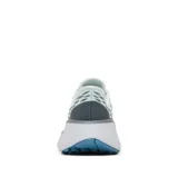 Championes de trail running Columbia modelo Konos Trillium, color azul claro con detalles en gris oscuro y blanco. Presentan suela con tecnología Adapt Trax para alta tracción, entresuela Techlite+ para amortiguación reactiva y sistema Navic Fit para mayor estabilidad en el talón.
