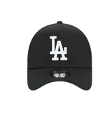 Gorra New Era ajustable de los Los Angeles Dodgers, color negro con el logo bordado en blanco en el frente y detalle lateral de la marca.